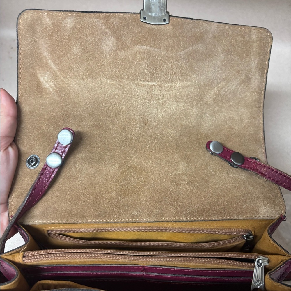 Patricia Nash Leather Crossbody Bag - Picture 9 of 16